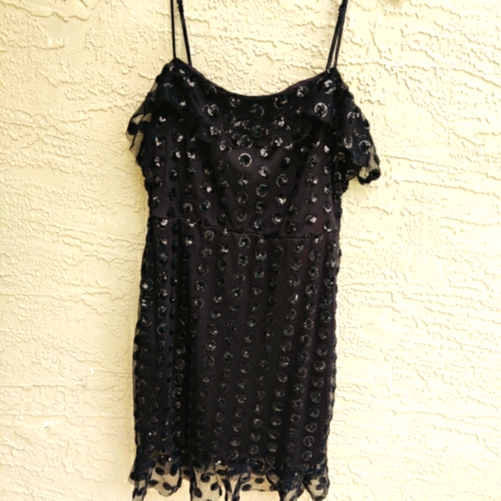 Black mesh and sequin ruffled dress - Picture 1 of 16